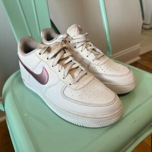 Nike Air Force 1 Low White Pink Glaze GS CT3839-104 Youth size 7Y WMNS 8.5